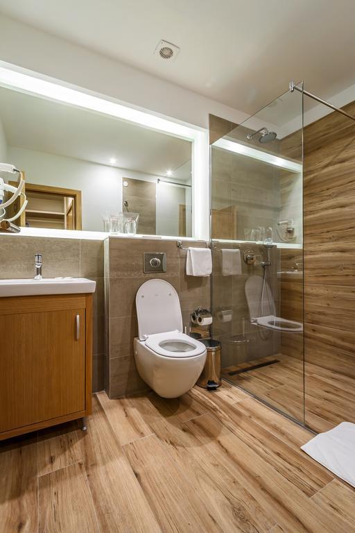 Hotel Bellevue Требинье Экстерьер фото